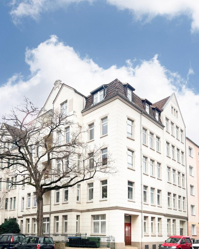 Charlottenstraße_Front-min